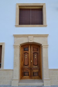 Puertas de entrada con Piedra Artificial de Cymavi